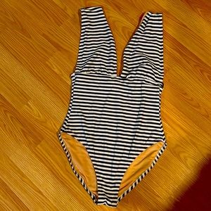 One piece JCrew bathing suit